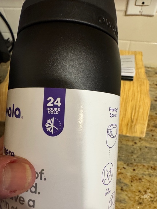 Owala FreeSip Insulated Water Bottle — Black - Picture 5 of 8